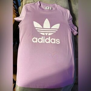 Adidas T Shirt Women’s Size Small